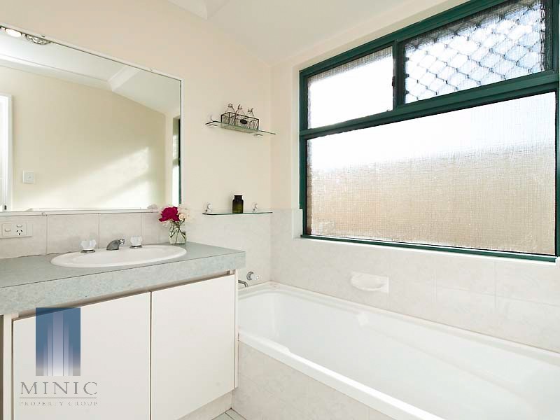 3/15 Duke Street, Bentley WA 6102