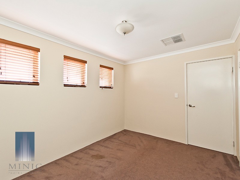 61 Hookstone Drive, Landsdale WA 6065