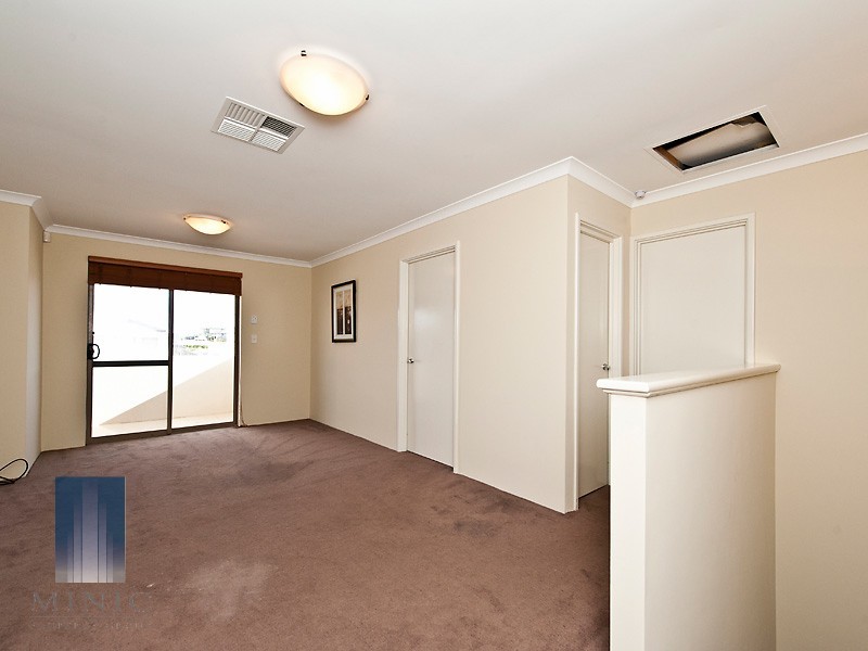 61 Hookstone Drive, Landsdale WA 6065