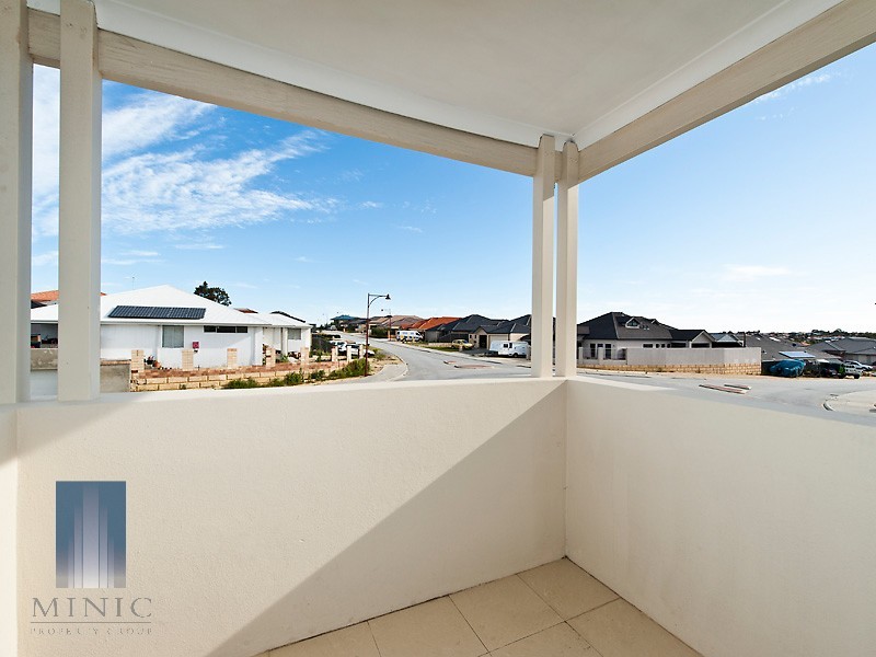 61 Hookstone Drive, Landsdale WA 6065