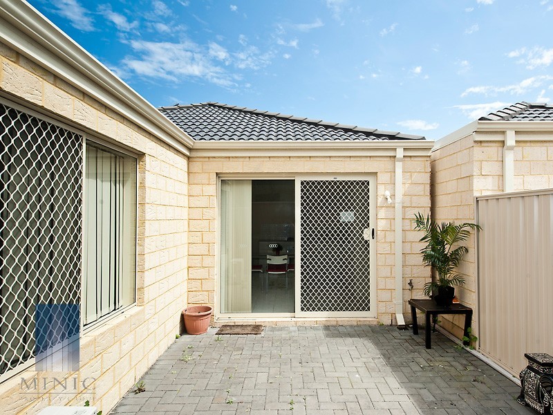 7/12 Marquis Street, Bentley WA 6102