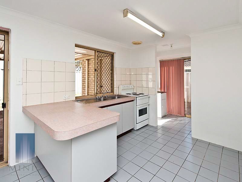 Unit 4, 20 Fern Road, Wilson WA 6107