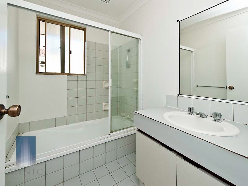 Unit 4, 20 Fern Road, Wilson WA 6107