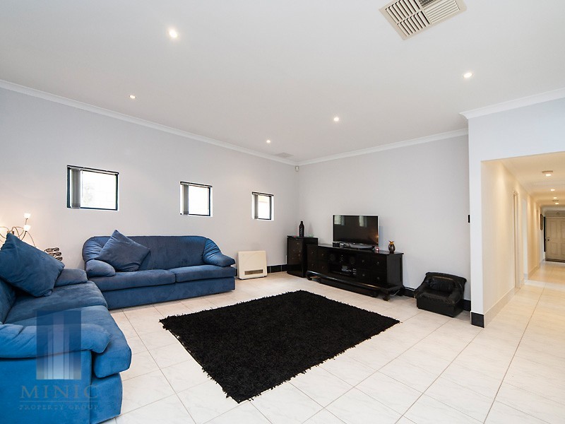 88 Modillion Avenue South, Riverton WA 6148