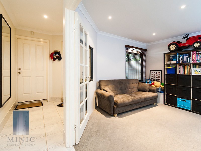 88 Modillion Avenue South, Riverton WA 6148