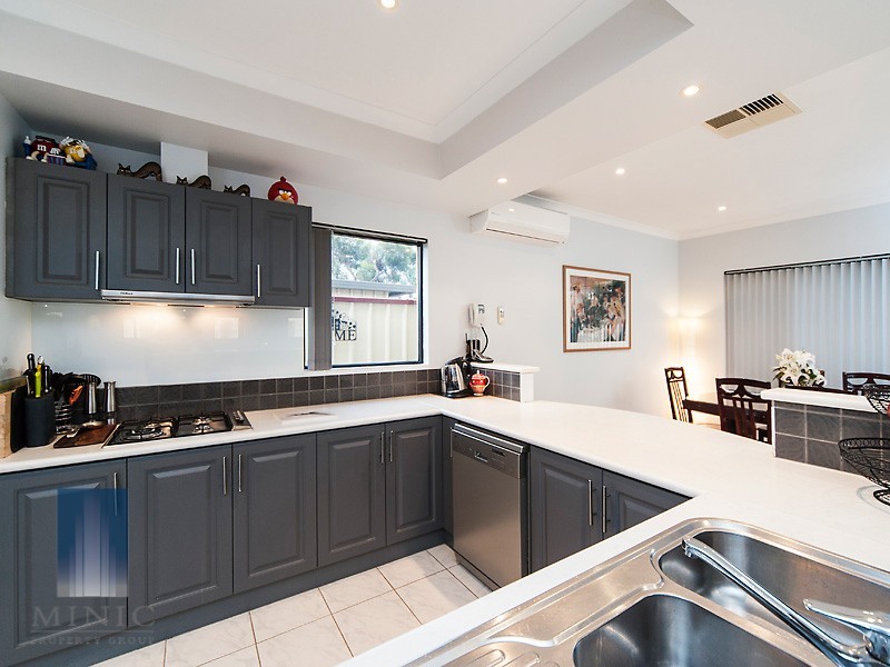 88 Modillion Avenue South, Riverton WA 6148