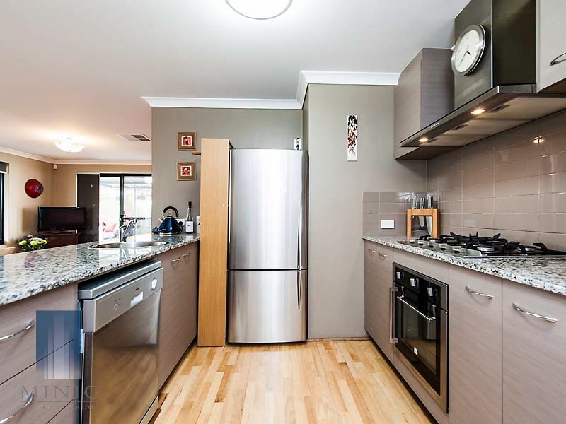 13 Argyle Street, Bentley WA 6102