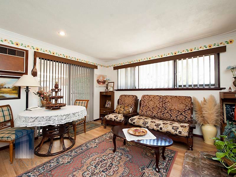 43 Glyndebourne Avenue, Thornlie WA 6108