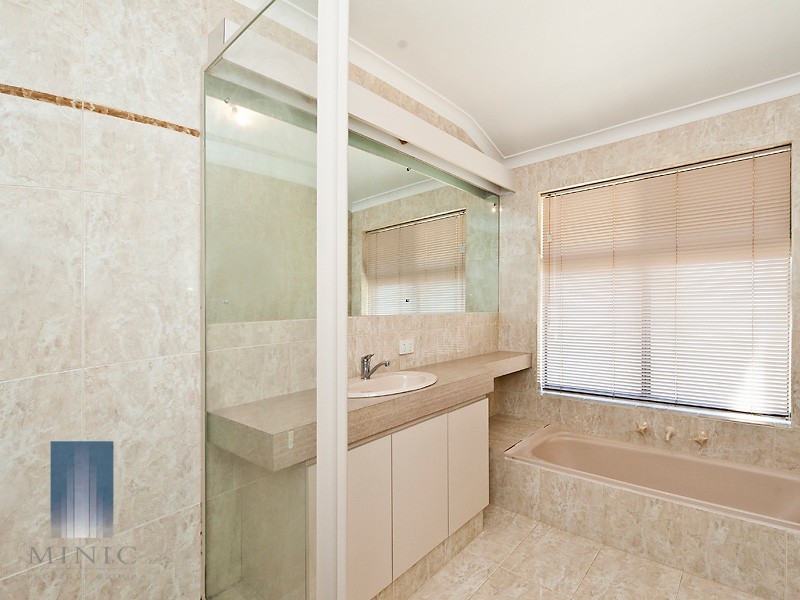 23 Rampart Way, Willetton WA 6155