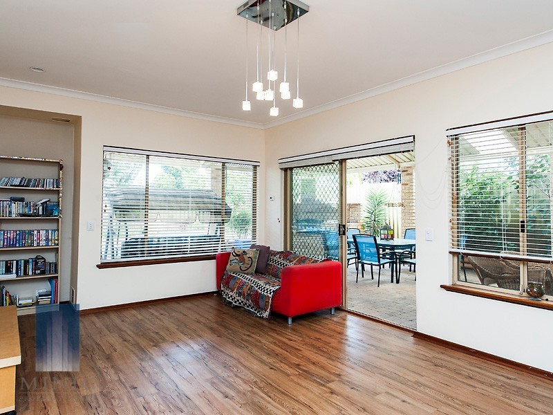 11 Cambrian Place, Willetton WA 6155