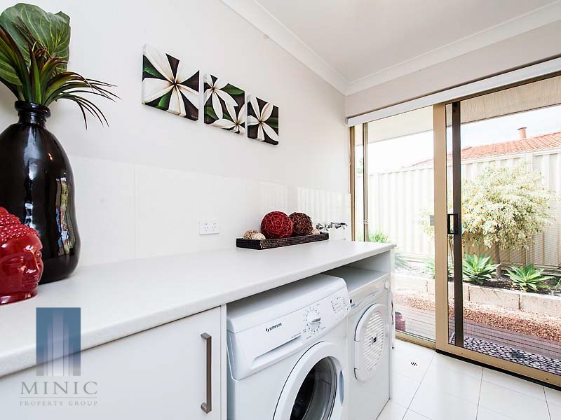 6/1 Dewey Street, Shelley WA 6148