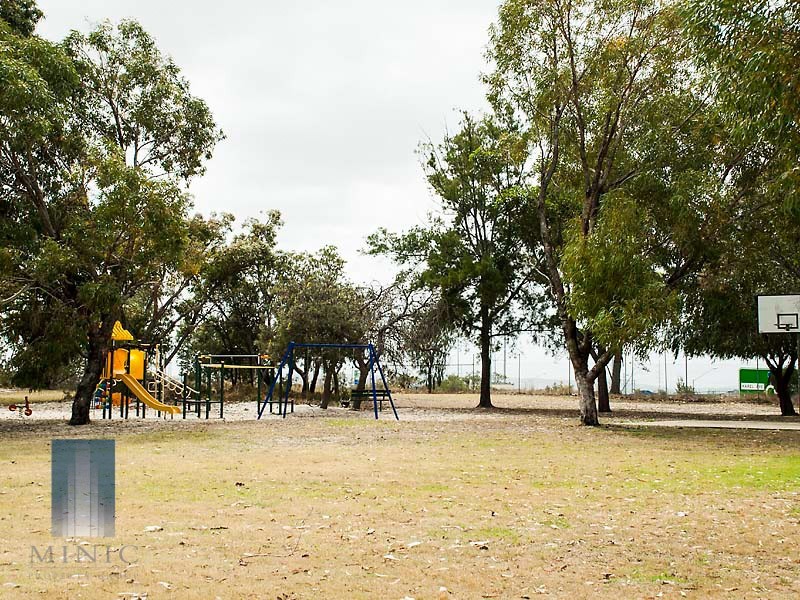 58 Sylvan Crescent, Leeming WA 6149