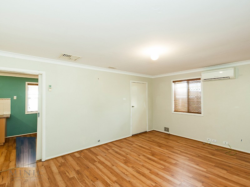 1/62 Towton Way, Langford WA 6147