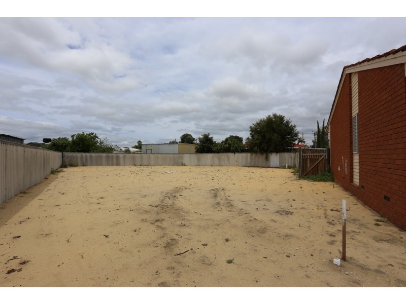 2/62 Towton Way, Langford WA 6147