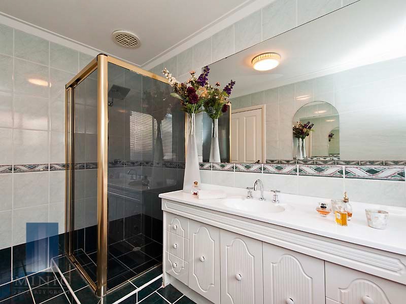 103 Pinetree Gully Road, Willetton WA 6155