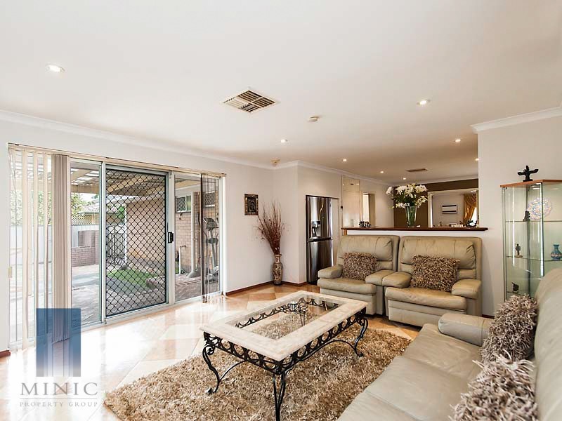 79 Alderley Square, Wilson WA 6107