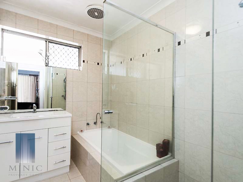 79 Alderley Square, Wilson WA 6107