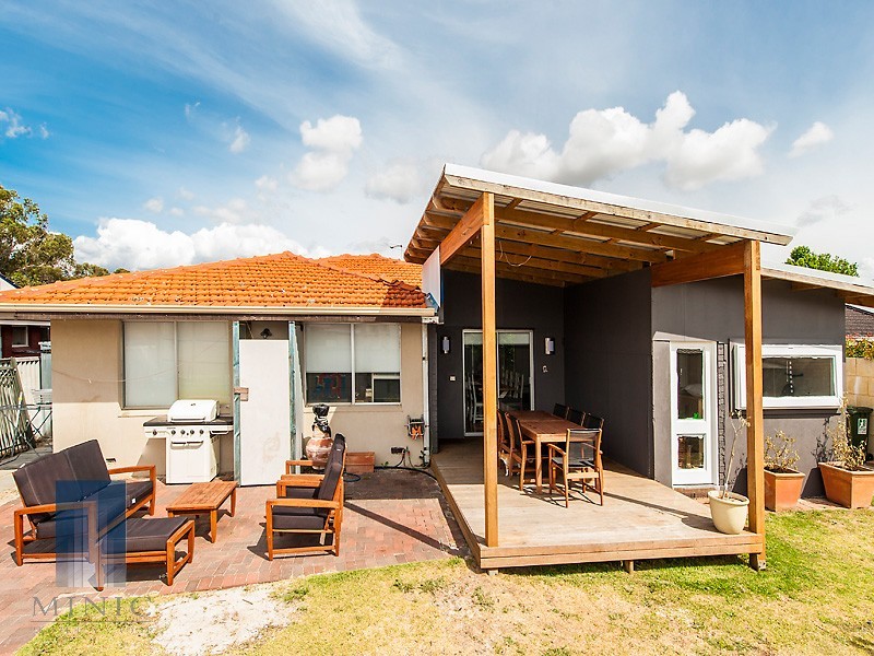 35 Alderley Square, Wilson WA 6107