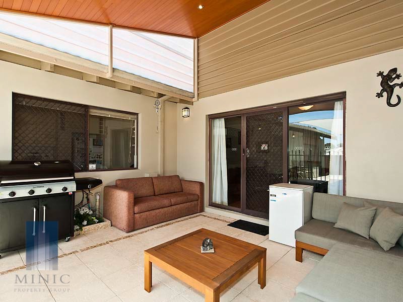 37 Scribbly Gum Square, Willetton WA 6155
