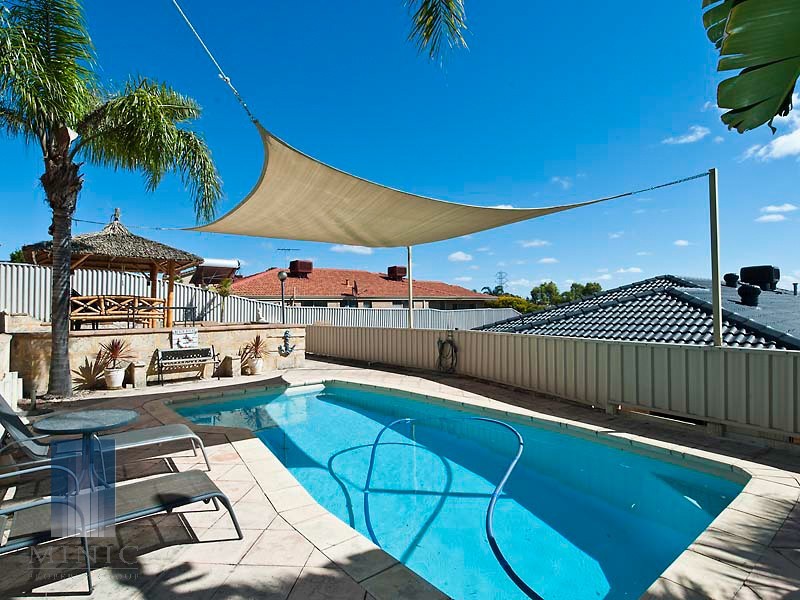 5 Harwood Rise, Leeming WA 6149