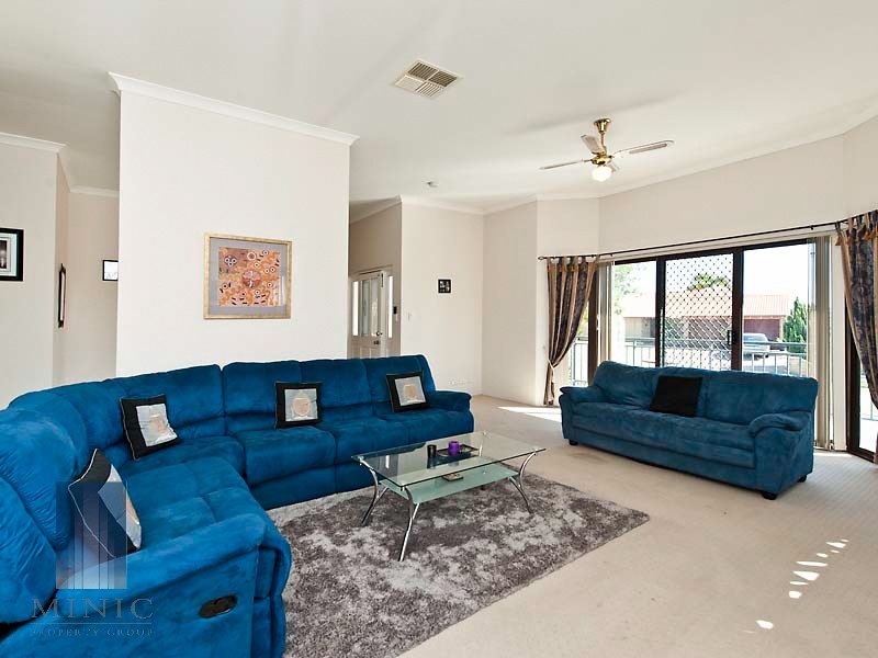 5 Harwood Rise, Leeming WA 6149