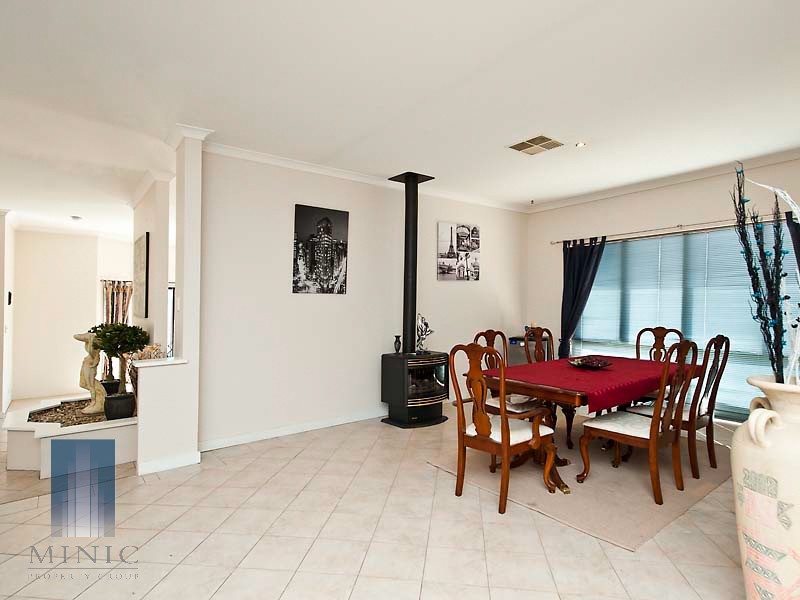 5 Harwood Rise, Leeming WA 6149