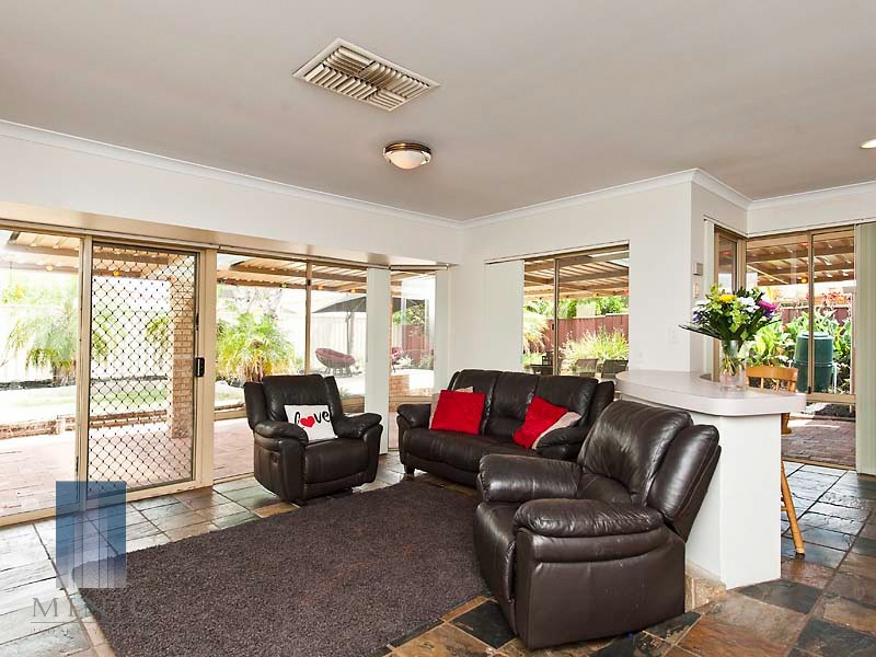 157 Warton Road, Thornlie WA 6108