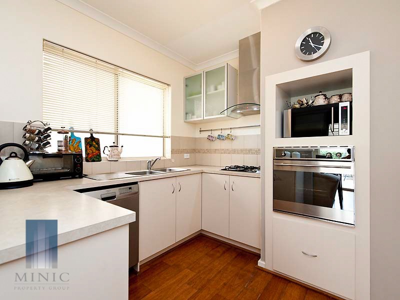 8/12 Alexandra Place, Bentley WA 6102