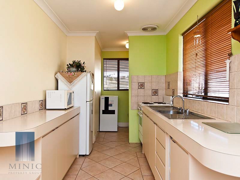 2 Finula Place, Parkwood WA 6147