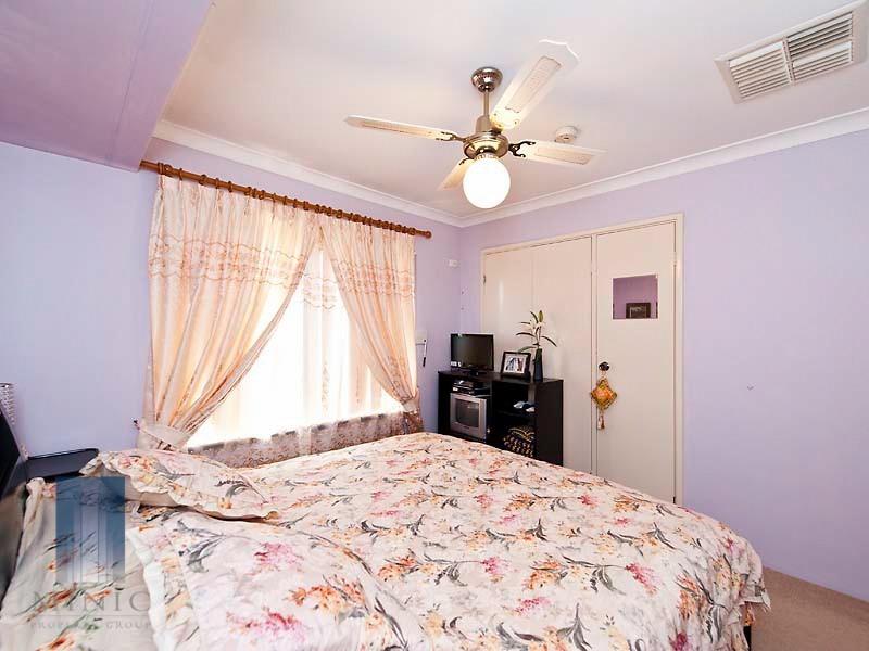 2 Finula Place, Parkwood WA 6147