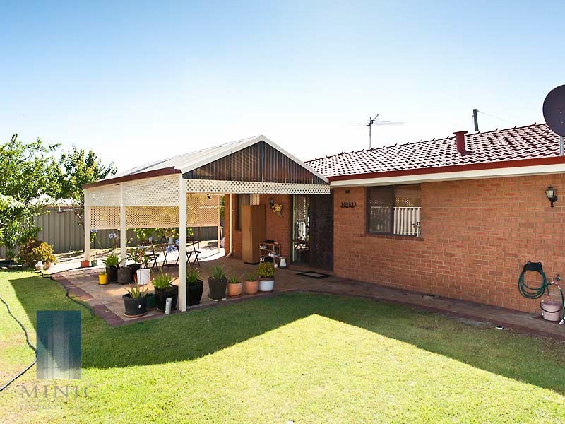 2 Finula Place, Parkwood WA 6147