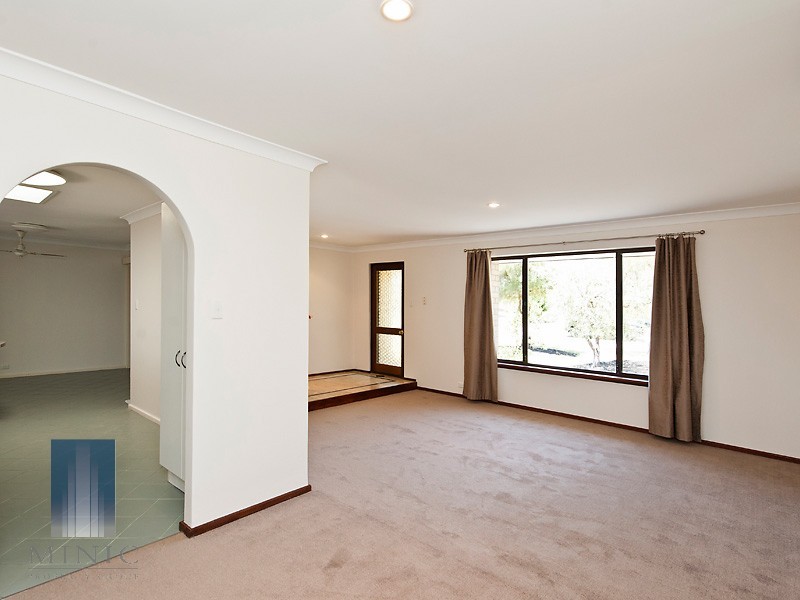 31 Cerberus Avenue, Parkwood WA 6147