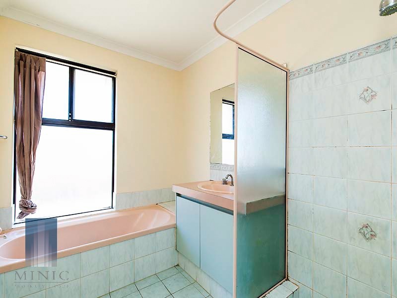 53 Oliphant Street, Kenwick WA 6107
