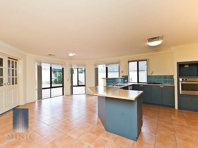 3 Mofflyn Circle, East Victoria Park WA 6101