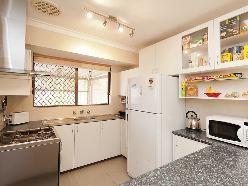 7/42 Eudanda Place, Cannington WA 6107