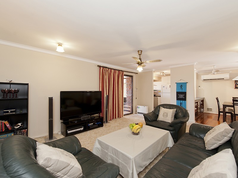 7/42 Eudanda Place, Cannington WA 6107