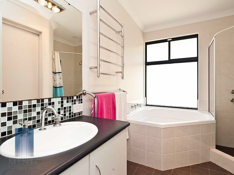 20 Greenshank Road, Harrisdale WA 6112