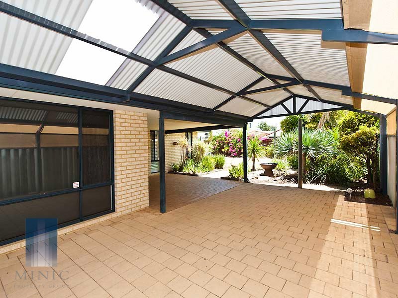 16 Swanson Way, Secret Harbour WA 6173
