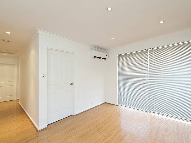 396 High Road, Riverton WA 6148