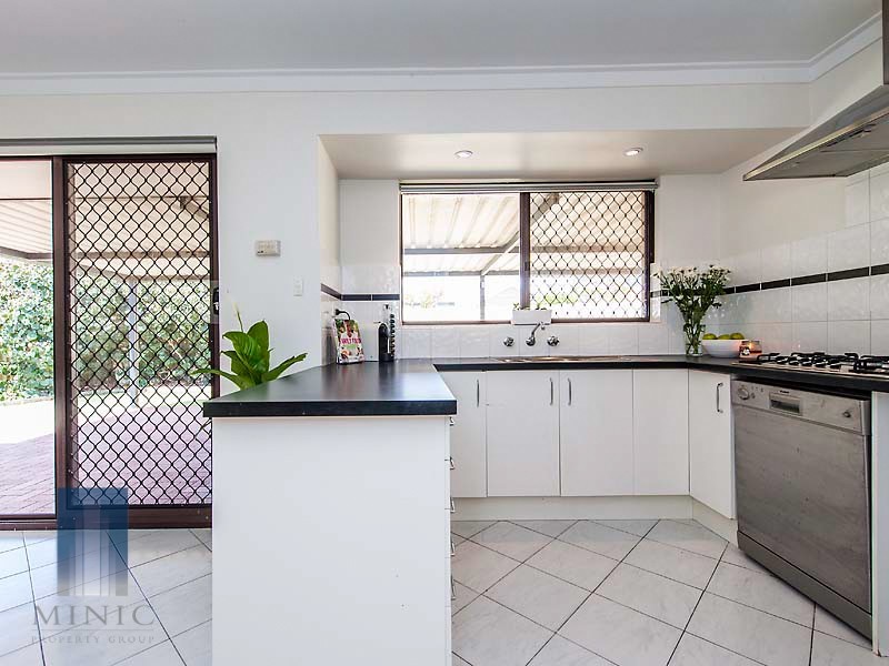 4 Lauri Court, Parkwood WA 6147