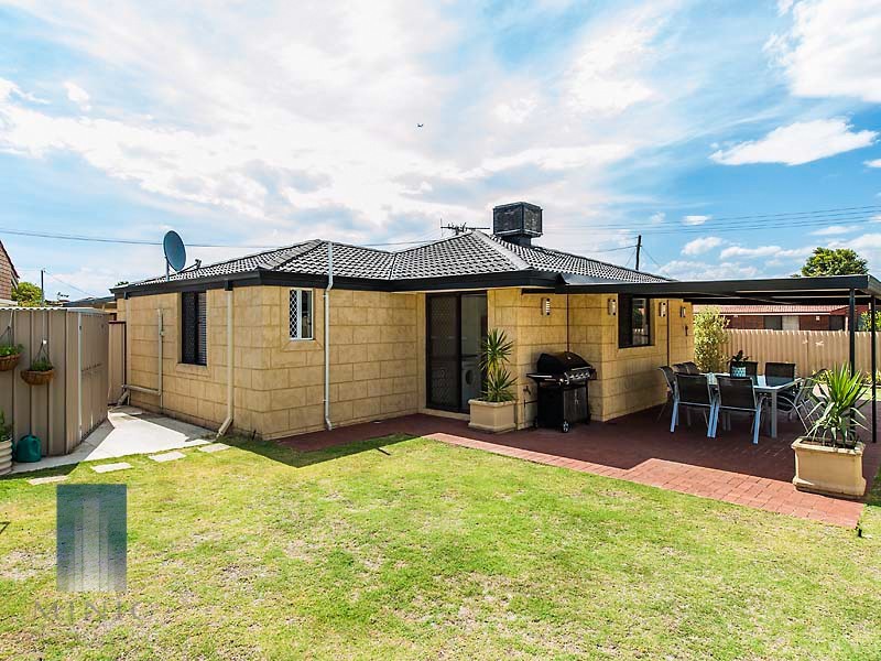 4 Lauri Court, Parkwood WA 6147