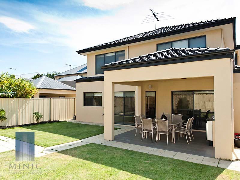 54 Marjorie Avenue, Riverton WA 6148