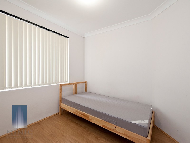 1/163 Hamilton Street, Queens Park WA 6107