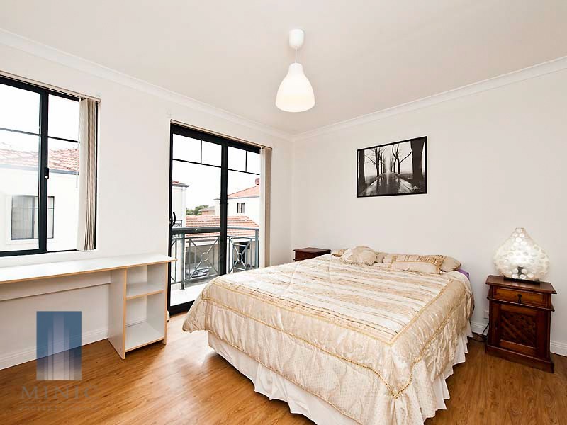 6/13 Gochean Avenue, Bentley WA 6102