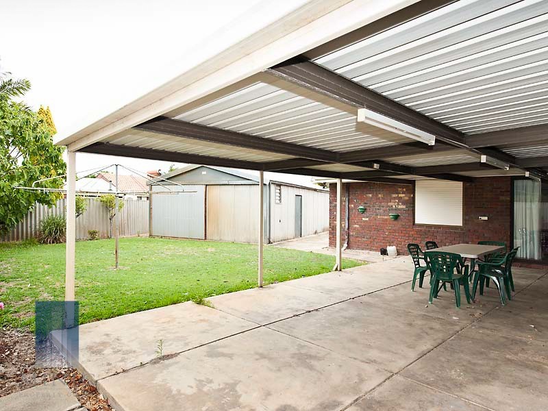 27 Ebro Way, Willetton WA 6155