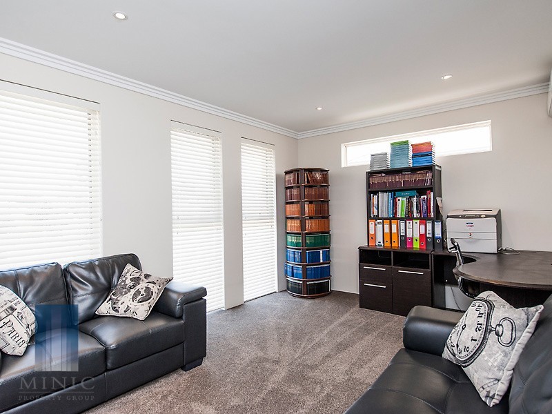 9A Barber Place, Riverton WA 6148