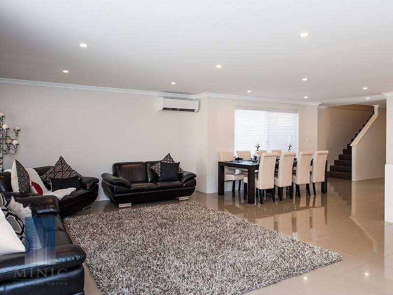 9A Barber Place, Riverton WA 6148