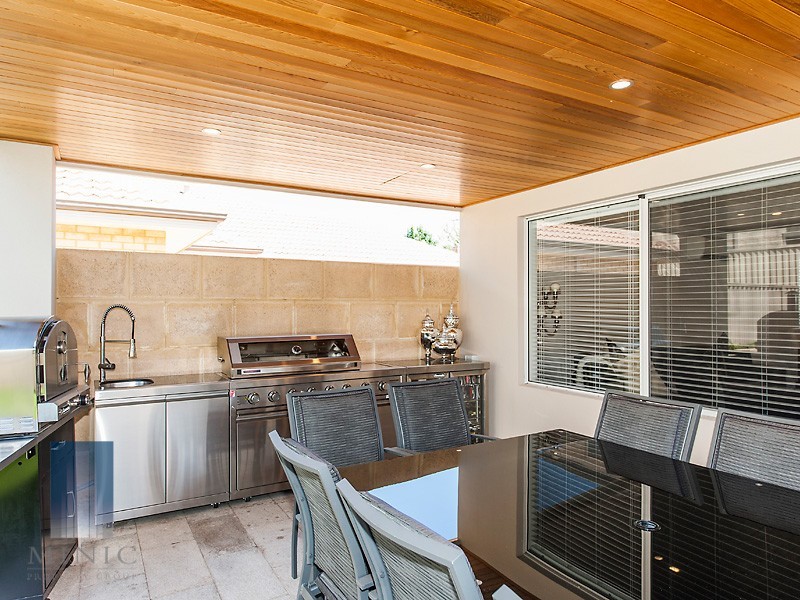 9A Barber Place, Riverton WA 6148