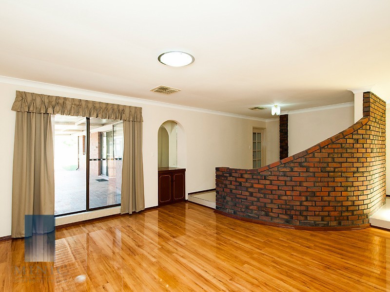 44 Marsengo Road, Bateman WA 6150