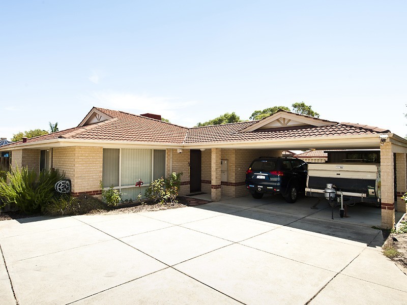 19 Old Lake Grove, Wilson WA 6107